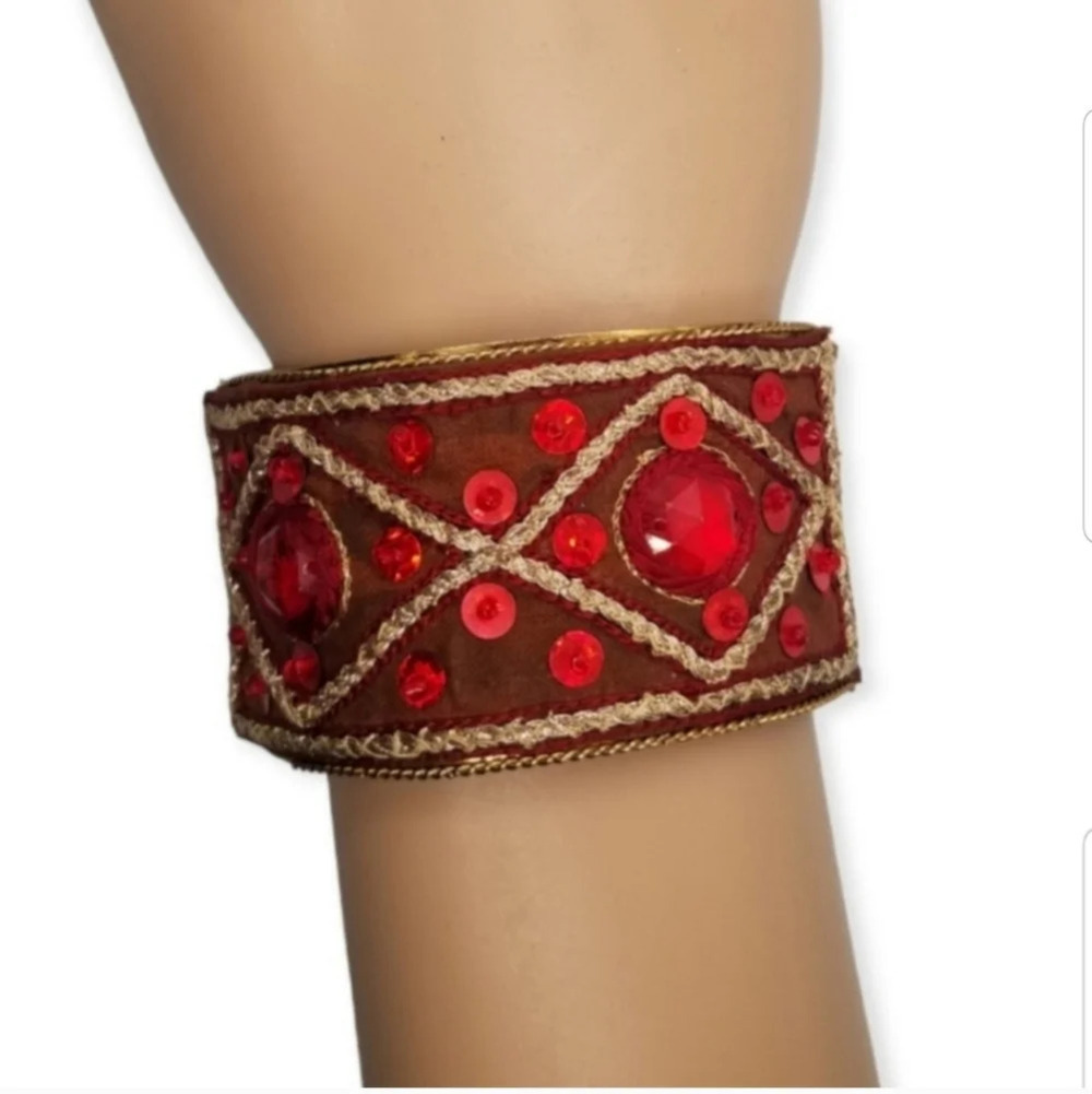 VINTAGE GOLDTONED & RED SEQUIN DETAILED GYPSY BOHO CLAMPER BRACELET
